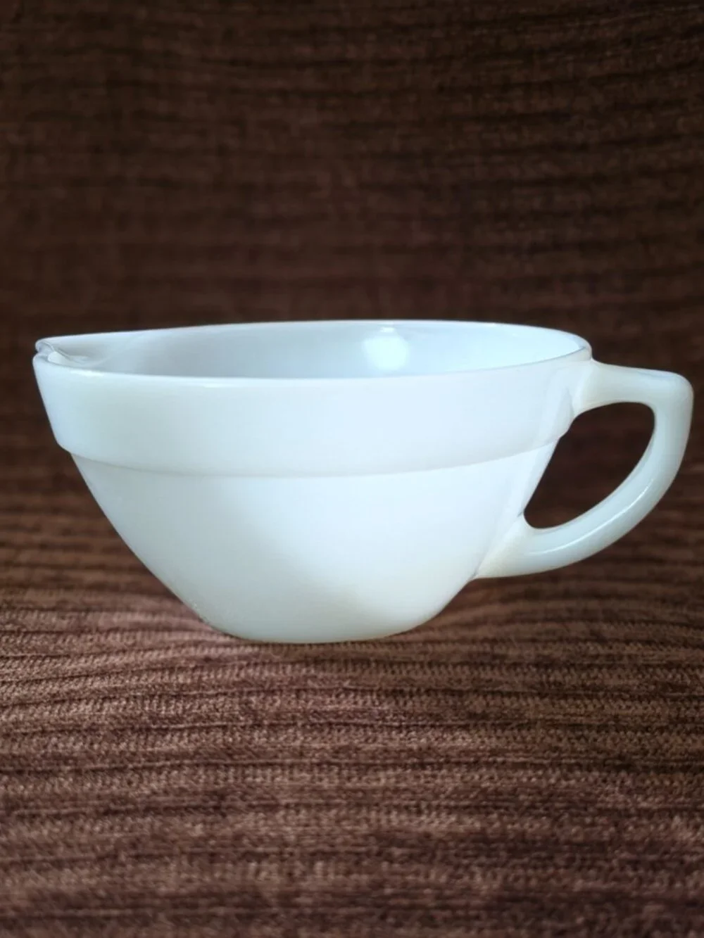 Anchor Hocking Fire King White Milk Glass Bowl w/Handle